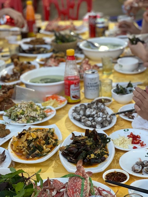 Chân sam chua ngọt