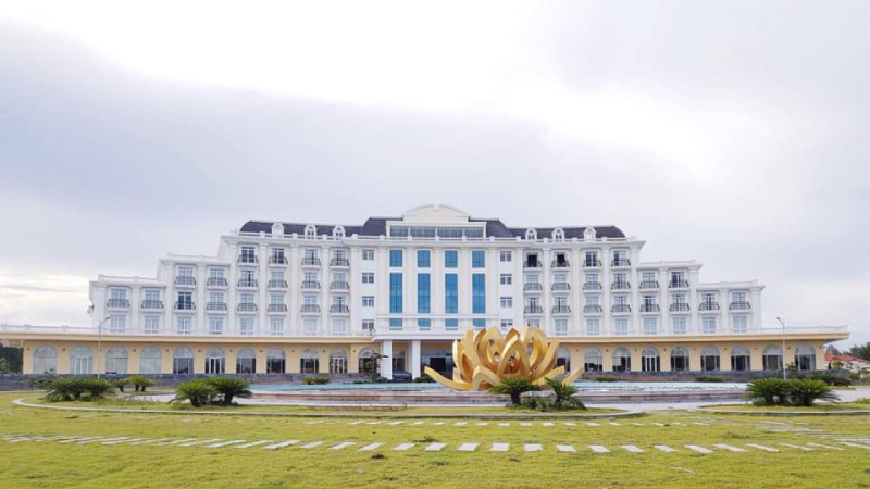 Khách sạn Đông Bắc