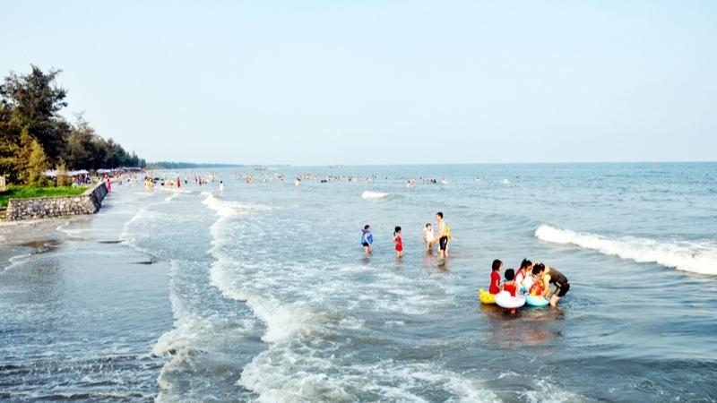 Bãi biển Trà Cổ